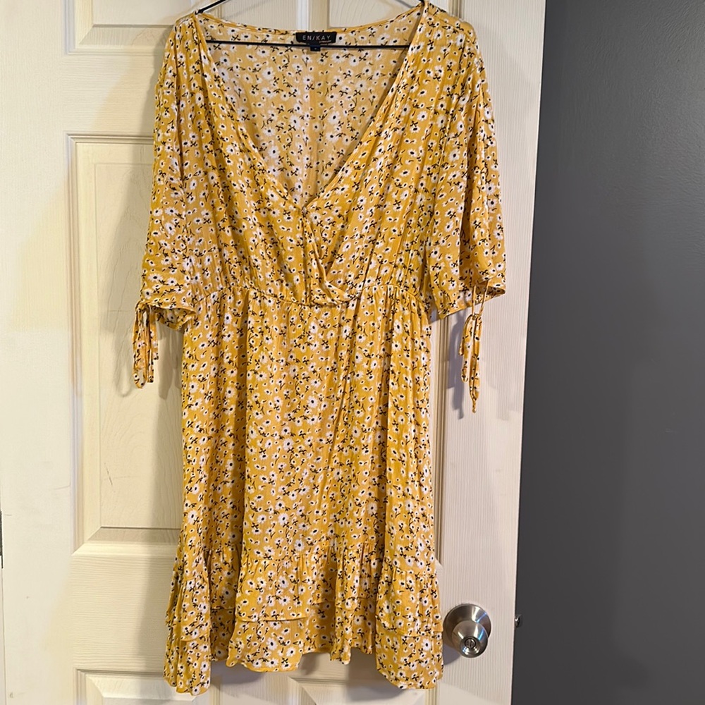 En/Kay Flowered dress